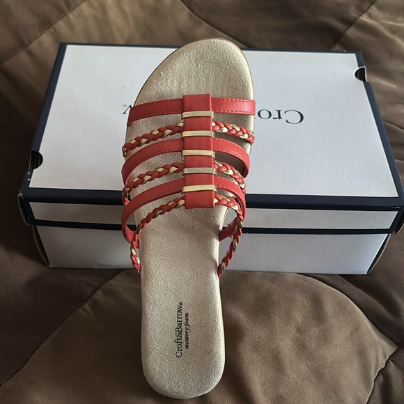 Croft & Barrow 7.5 spice and gold strapy sandal - Picture 3 of 5